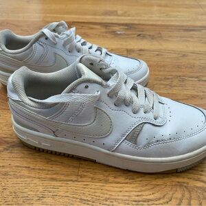 Nike Gamma Force Dx9176-103 Women’s Sneakers